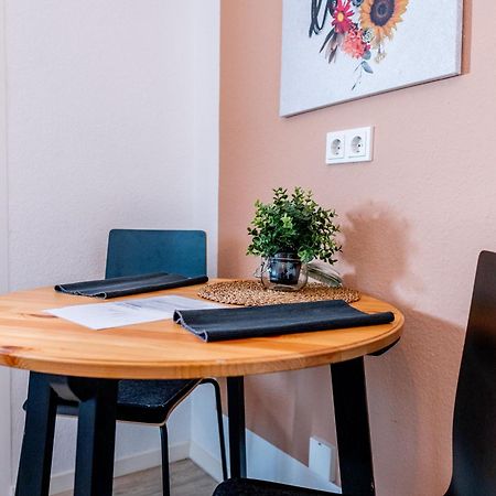 Ferienwohnung Schaaf ลิมบวร์ก อัน แดร์ ลาน ภายนอก รูปภาพ