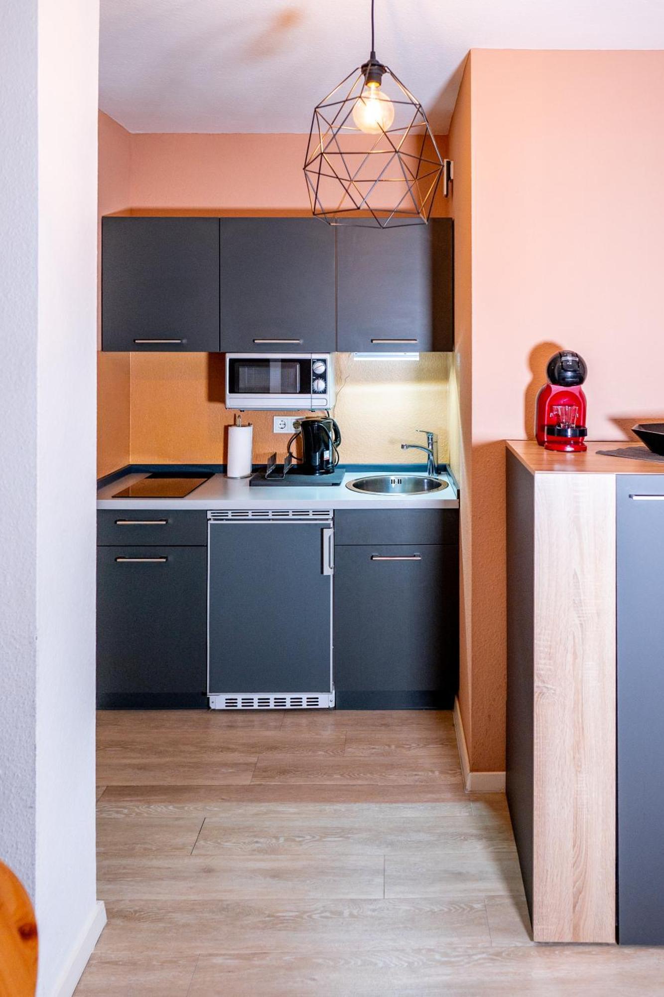 Ferienwohnung Schaaf ลิมบวร์ก อัน แดร์ ลาน ภายนอก รูปภาพ